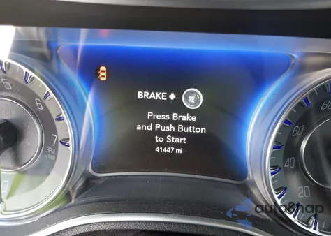 2015 Chrysler 300 Limited z USA, uszkodzony, nr VIN 2C3CCAAG9FH820320